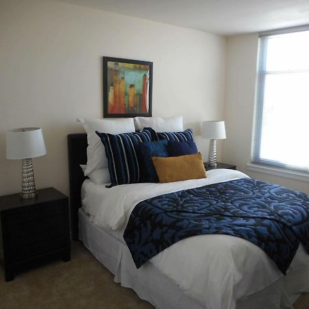 Weichert Suites At Wisconsin Place 切维蔡斯 外观 照片